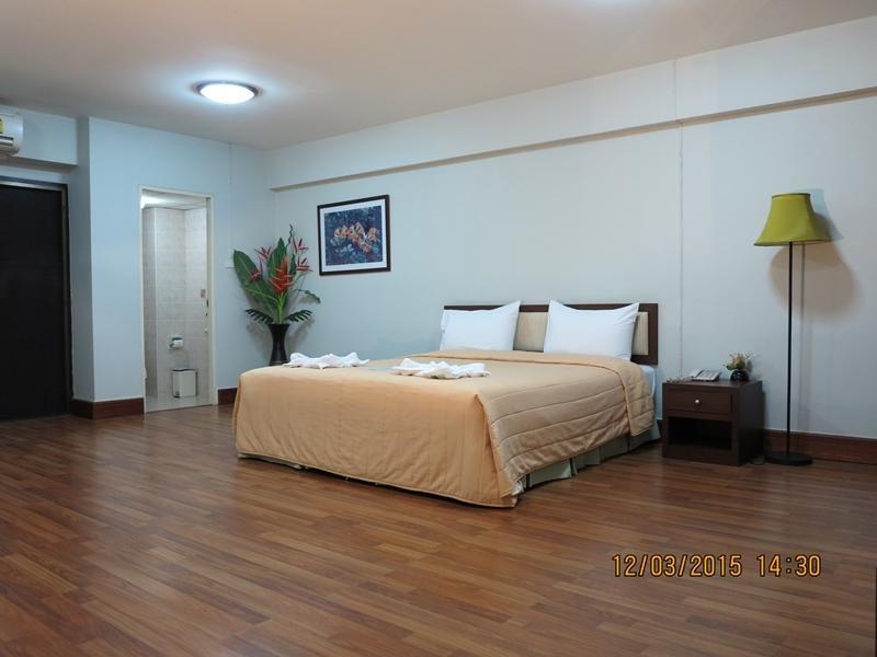 The Canal Hotel Bangkok Room photo