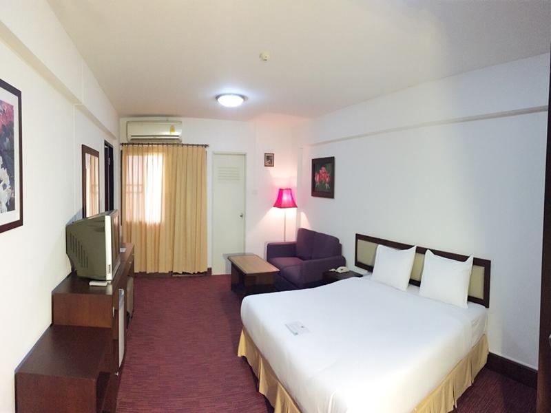 The Canal Hotel Bangkok Room photo
