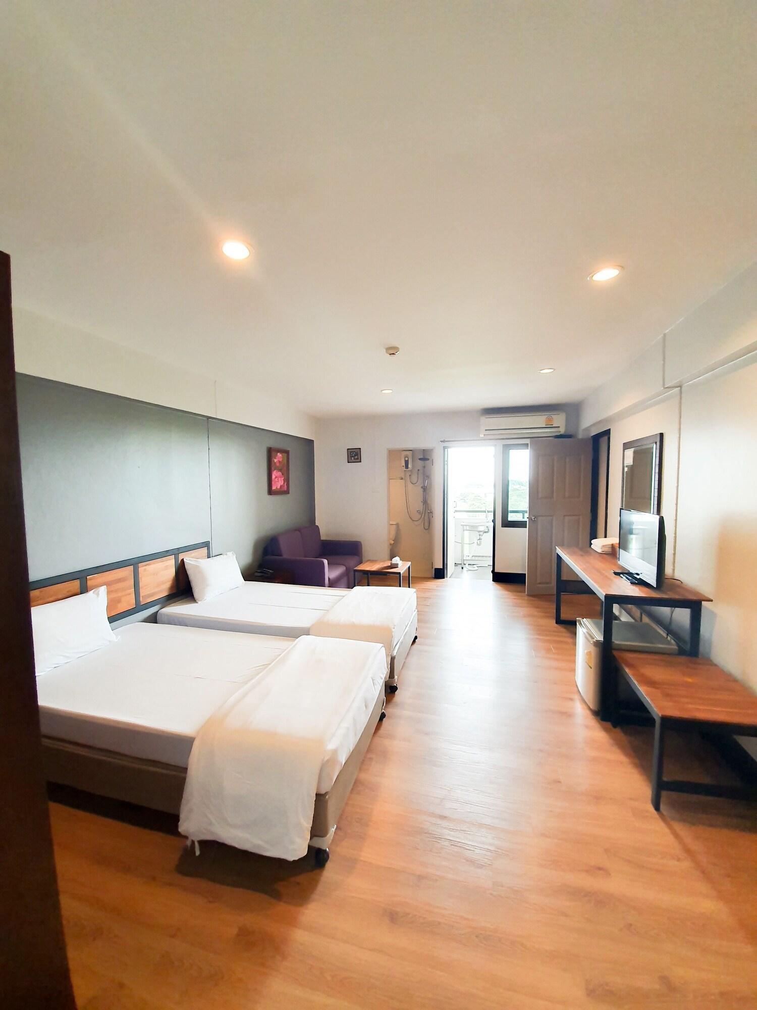 The Canal Hotel Bangkok Exterior photo