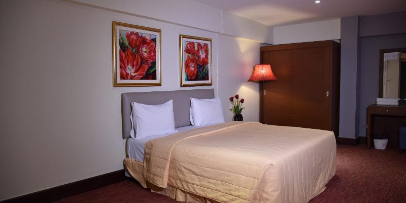 The Canal Hotel Bangkok Exterior photo