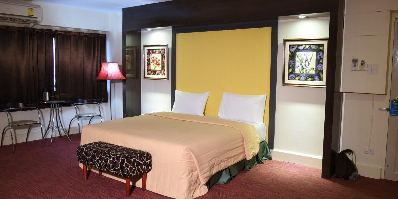 The Canal Hotel Bangkok Exterior photo