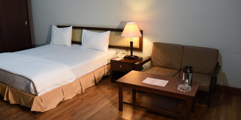 The Canal Hotel Bangkok Exterior photo