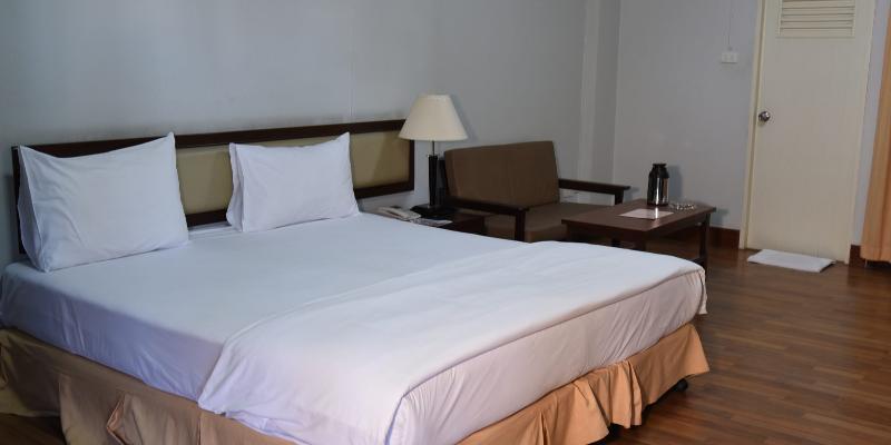 The Canal Hotel Bangkok Exterior photo